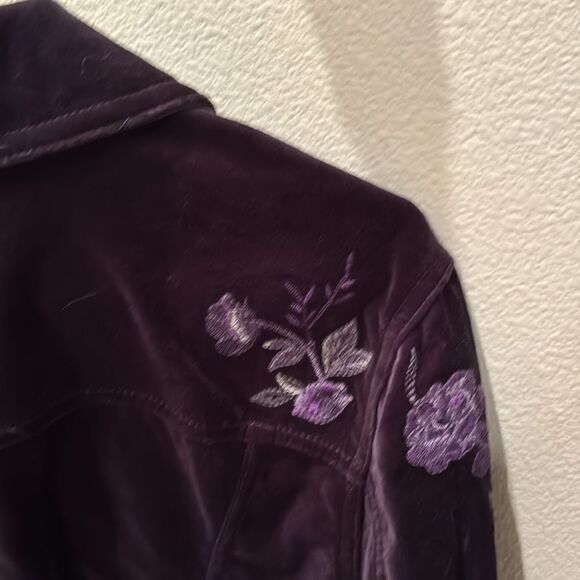 Style and Co woman's deep purple velvety coat or shirt w gorgeous flower detail - Picture 11 of 15